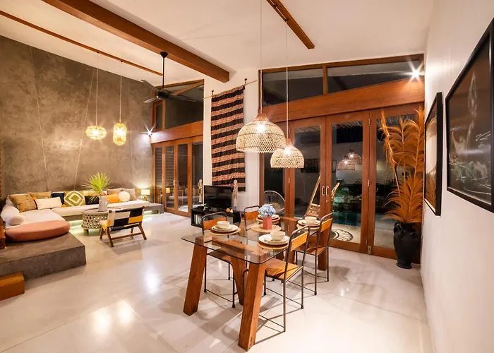 Villa Anggana 3 *
